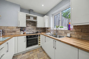 Laburnum Street Hollingwood